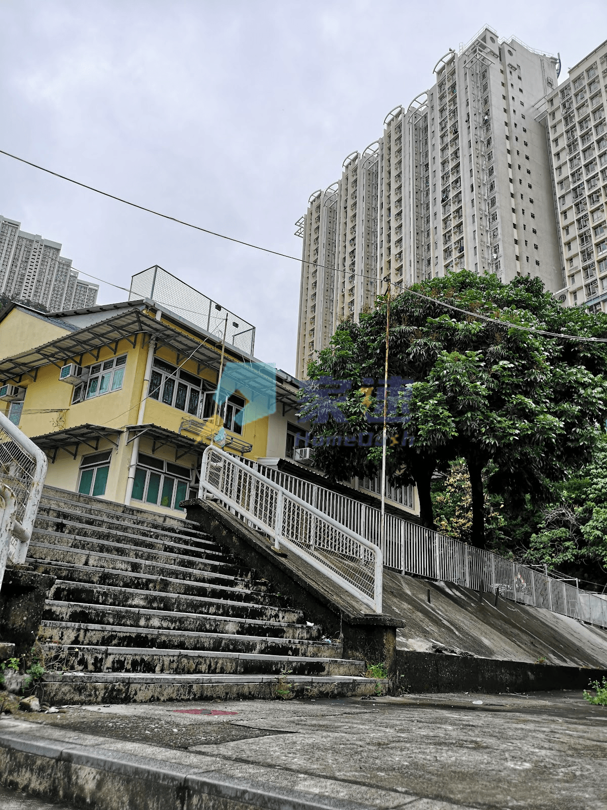 下葵涌村 屋苑外觀