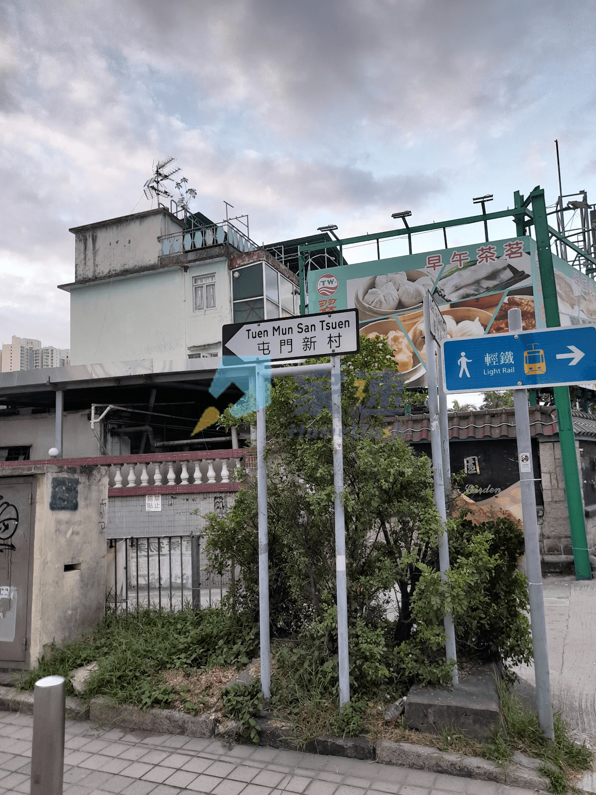 屯門新村 屋苑外觀