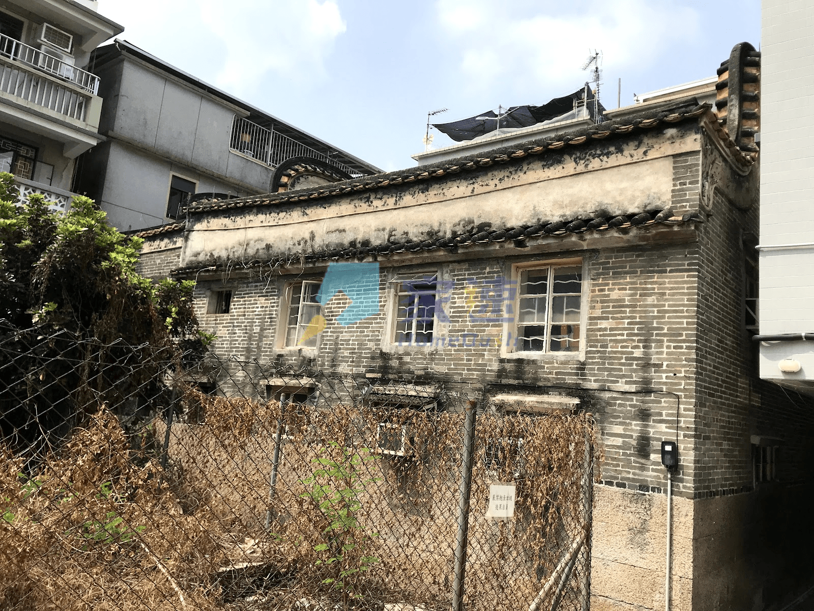 屏山坑頭村 屋苑外觀