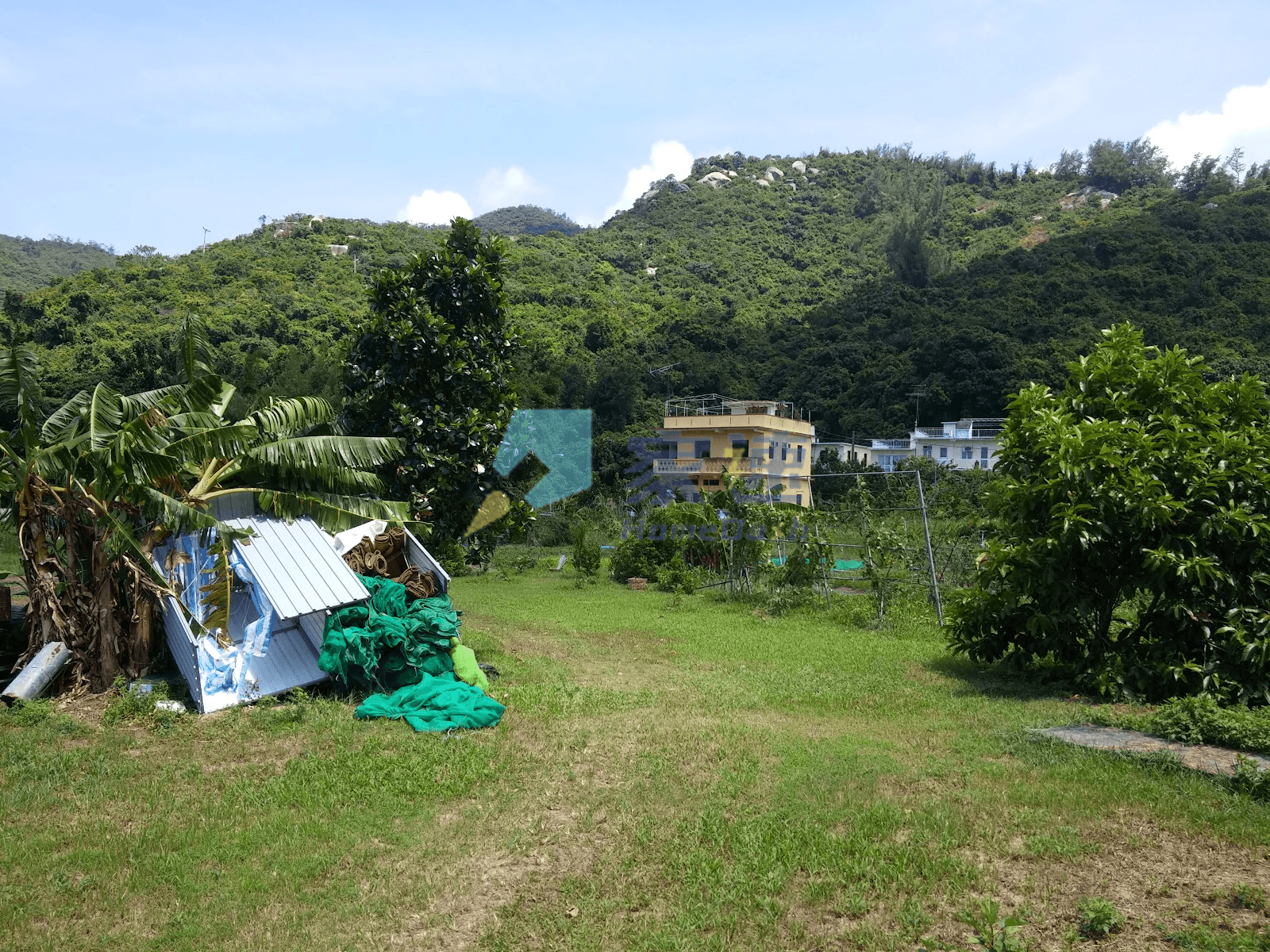 大嶼山大浪灣村 屋苑外觀