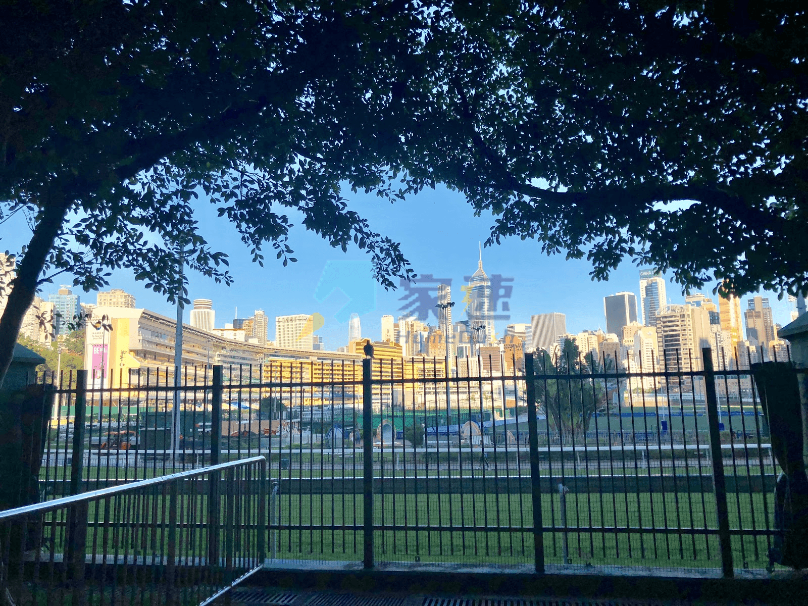 愉安大廈 屋苑外觀