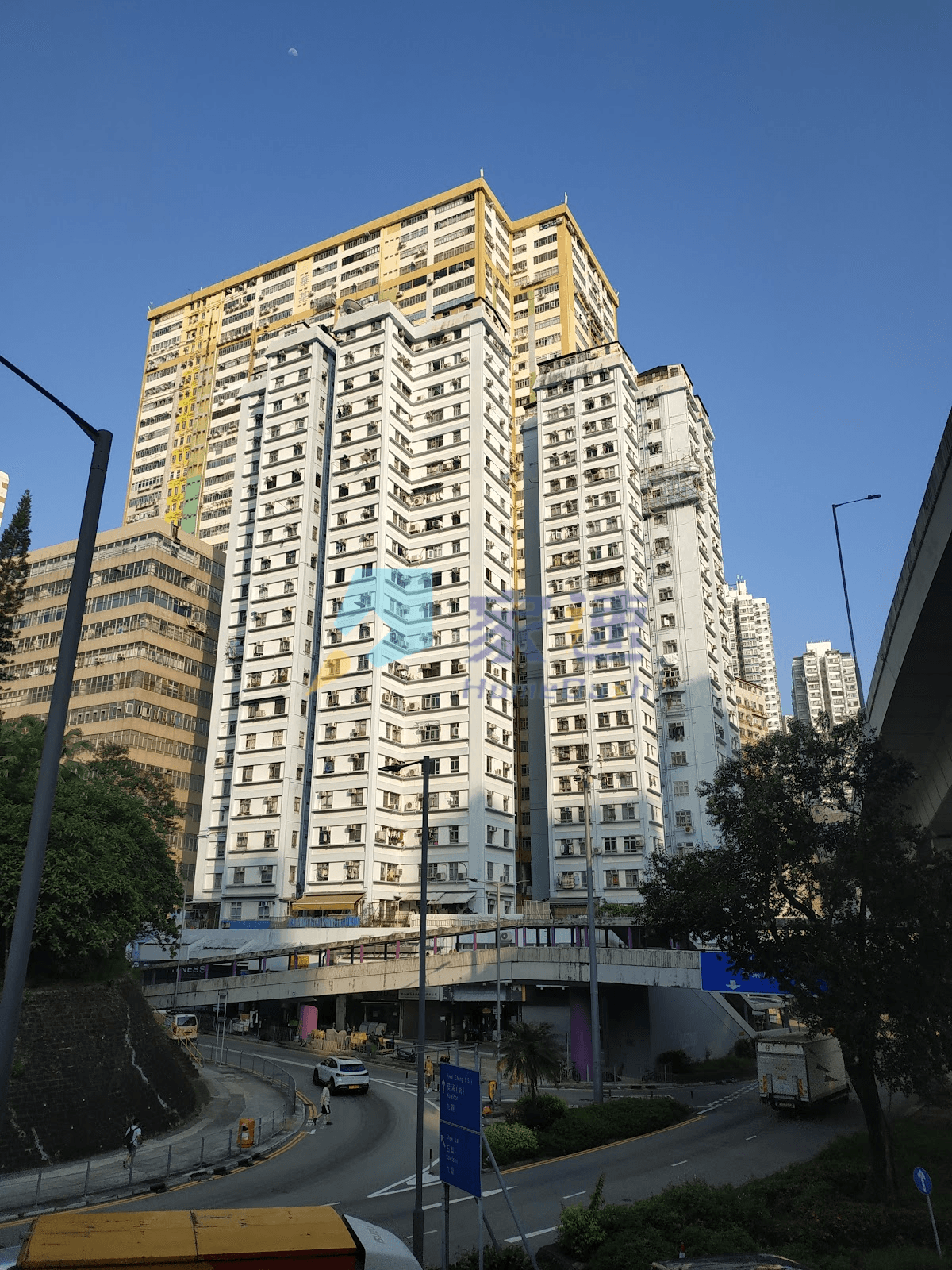 和記新邨 屋苑外觀