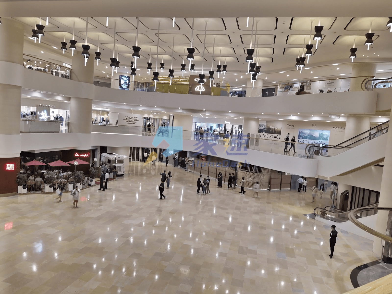 Pacific Place Apartments 屋苑外觀