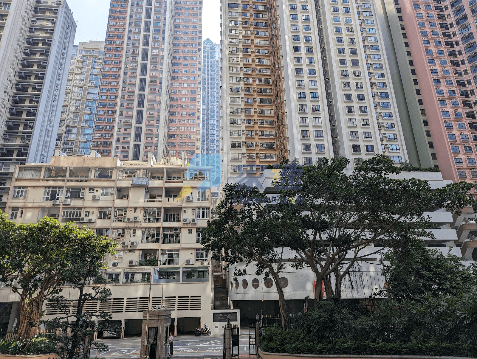 羅便臣大廈 屋苑外觀