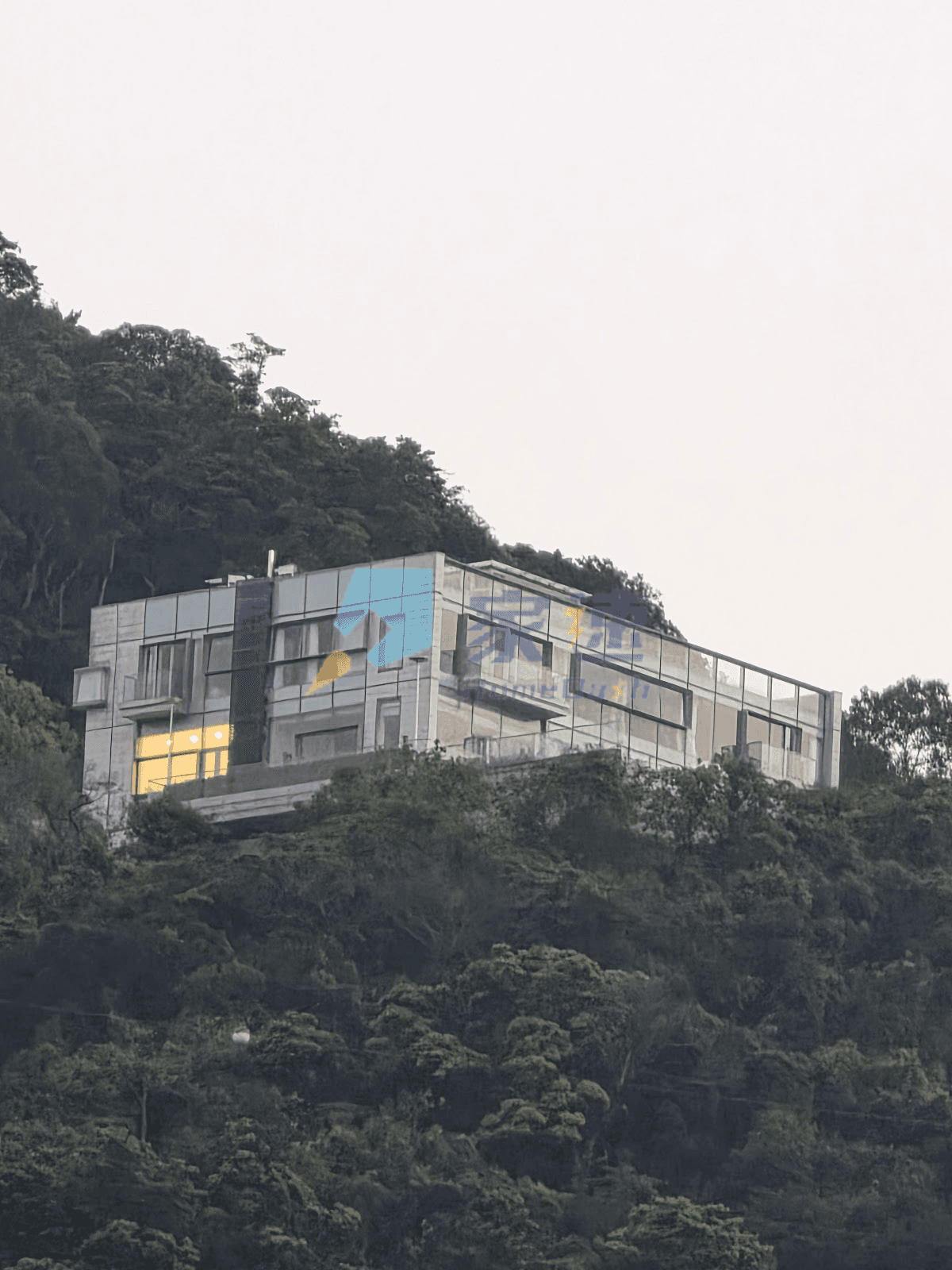 山頂道28號 屋苑外觀