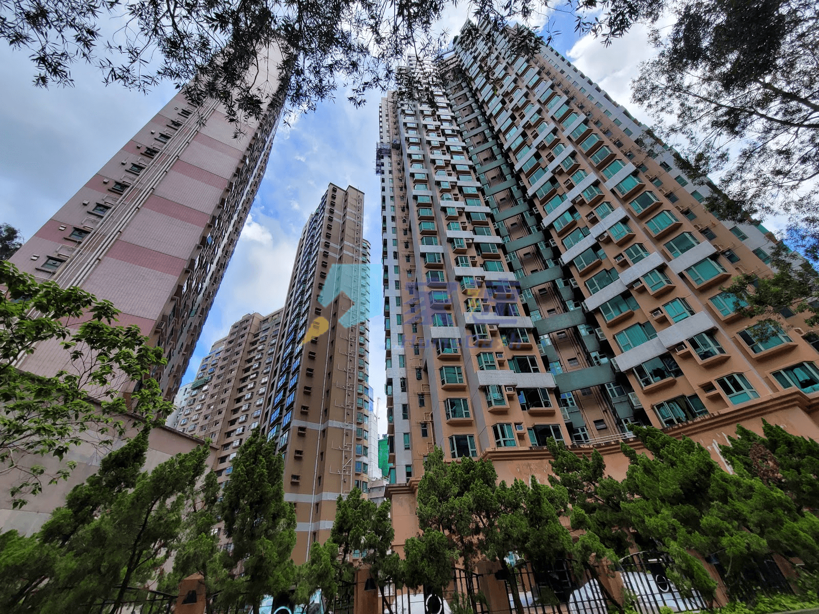 皇朝閣 屋苑外觀