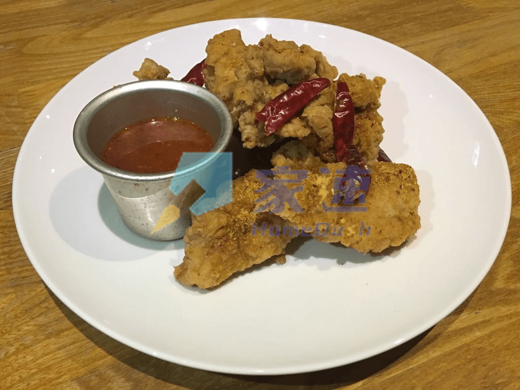黑布街13號 屋苑外觀