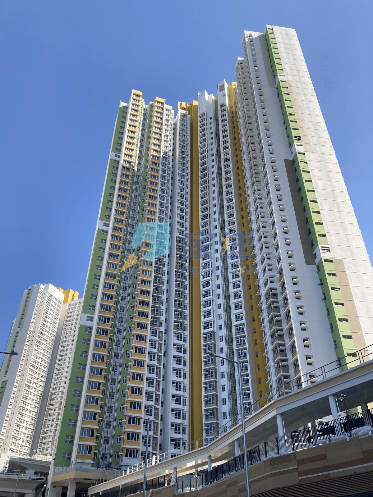 嶺皮村 屋苑外觀