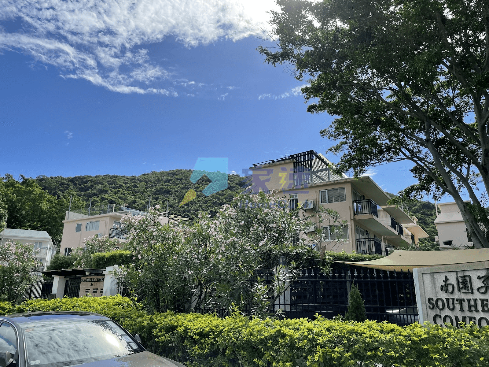 鹹田舊村 屋苑外觀