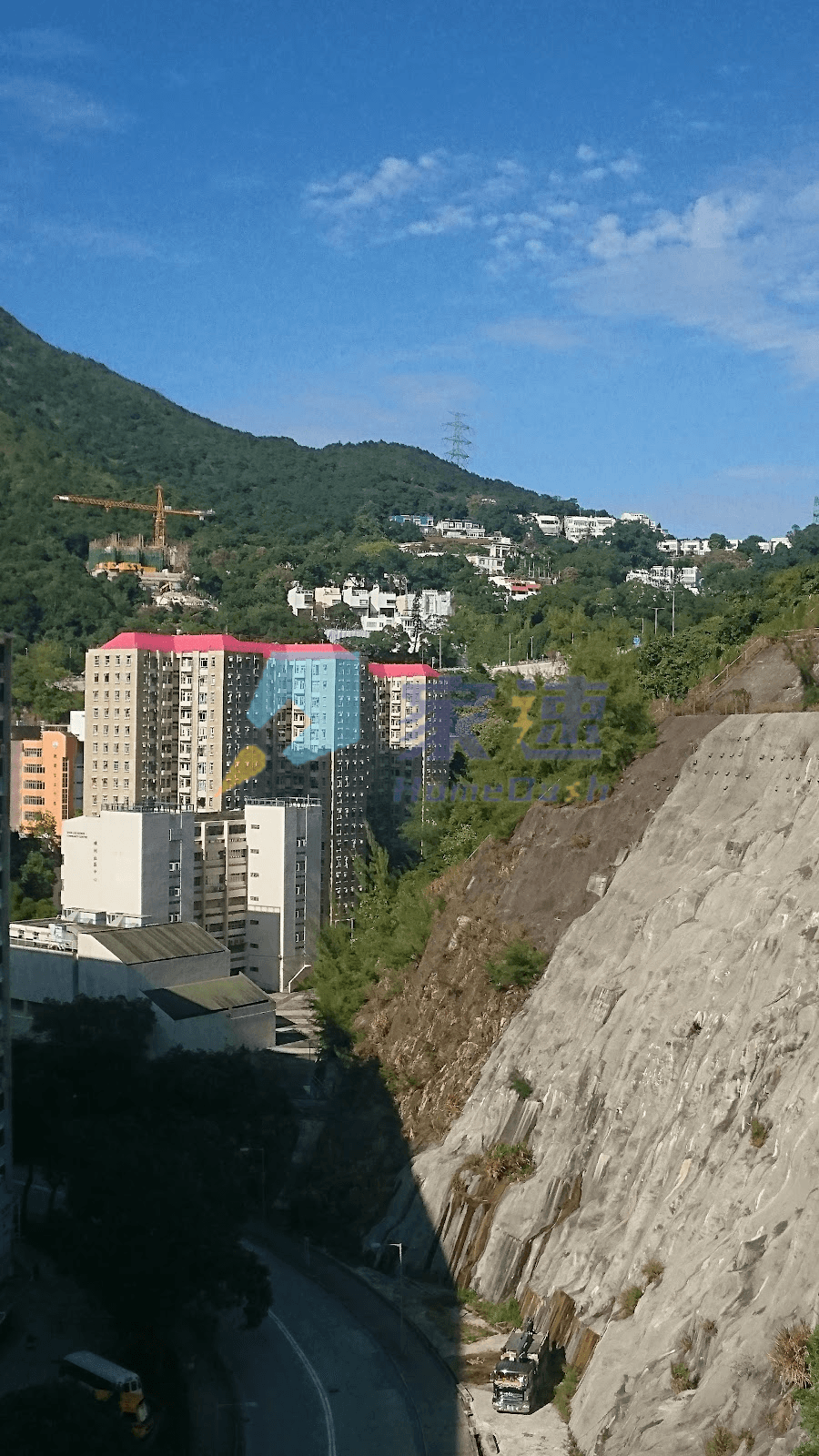 飛鵝山道8號 屋苑外觀