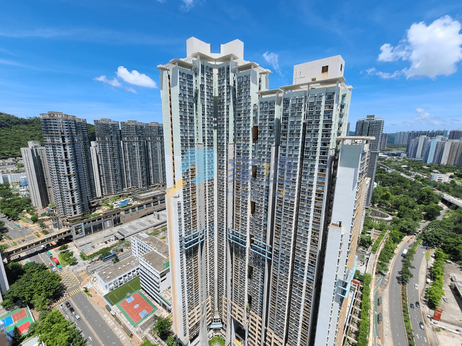 旭輝臺 屋苑外觀