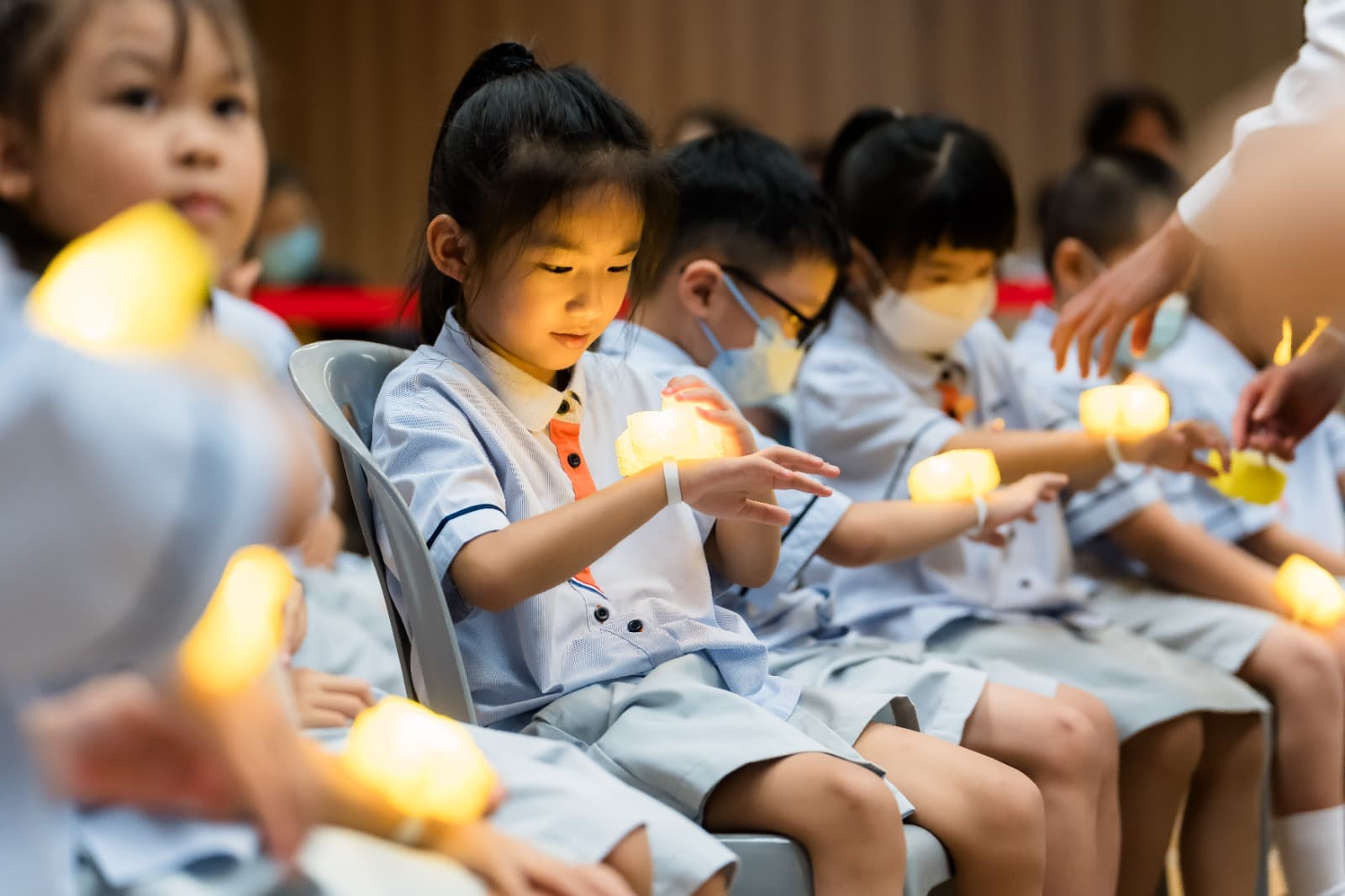 中華基督教會全完第二小學 每個學生都擁有獨特的才華和潛力，就像星星在夜空中閃耀，有無限的可能性。