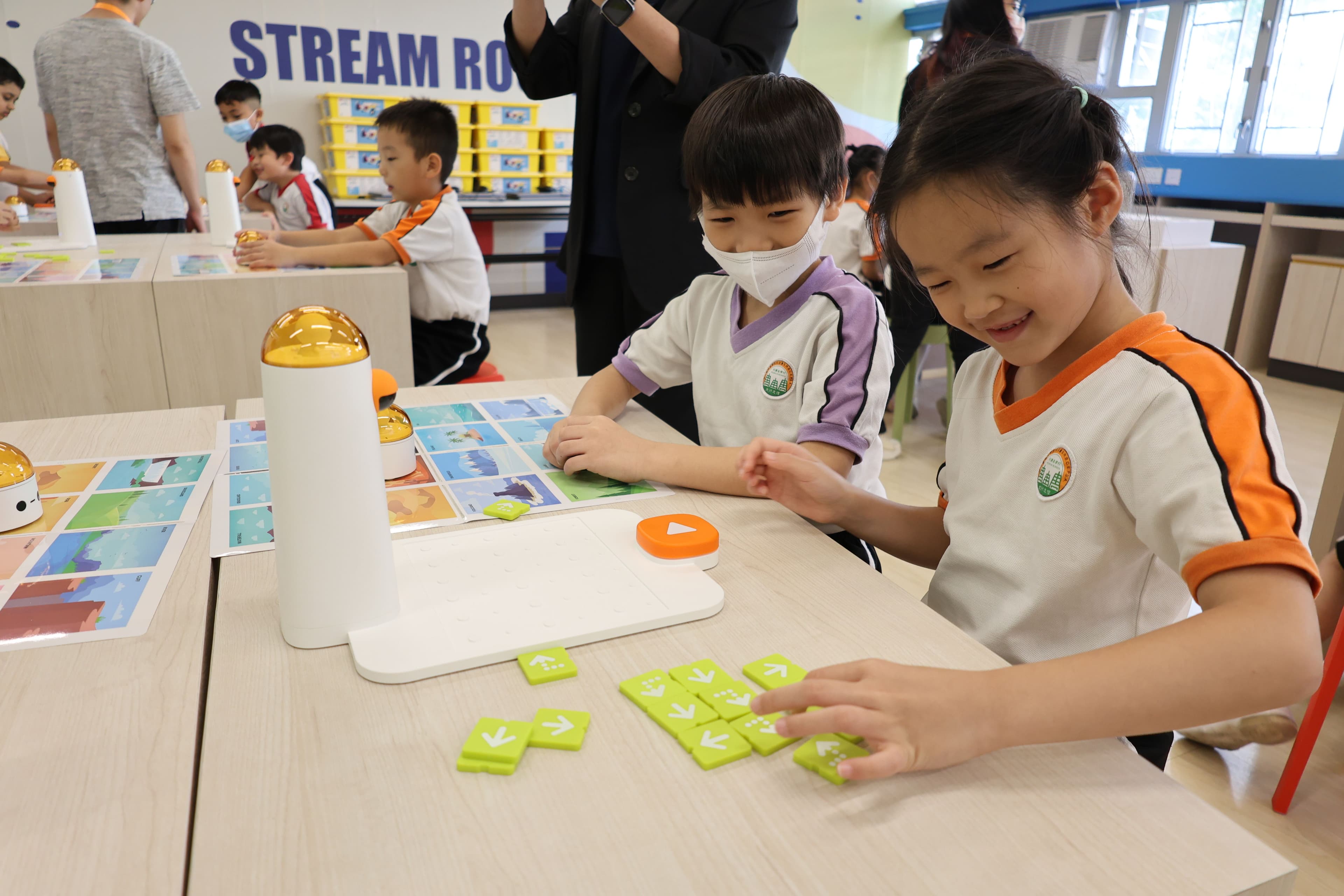柏立基教育學院校友會何壽基學校 Matatalab編程班