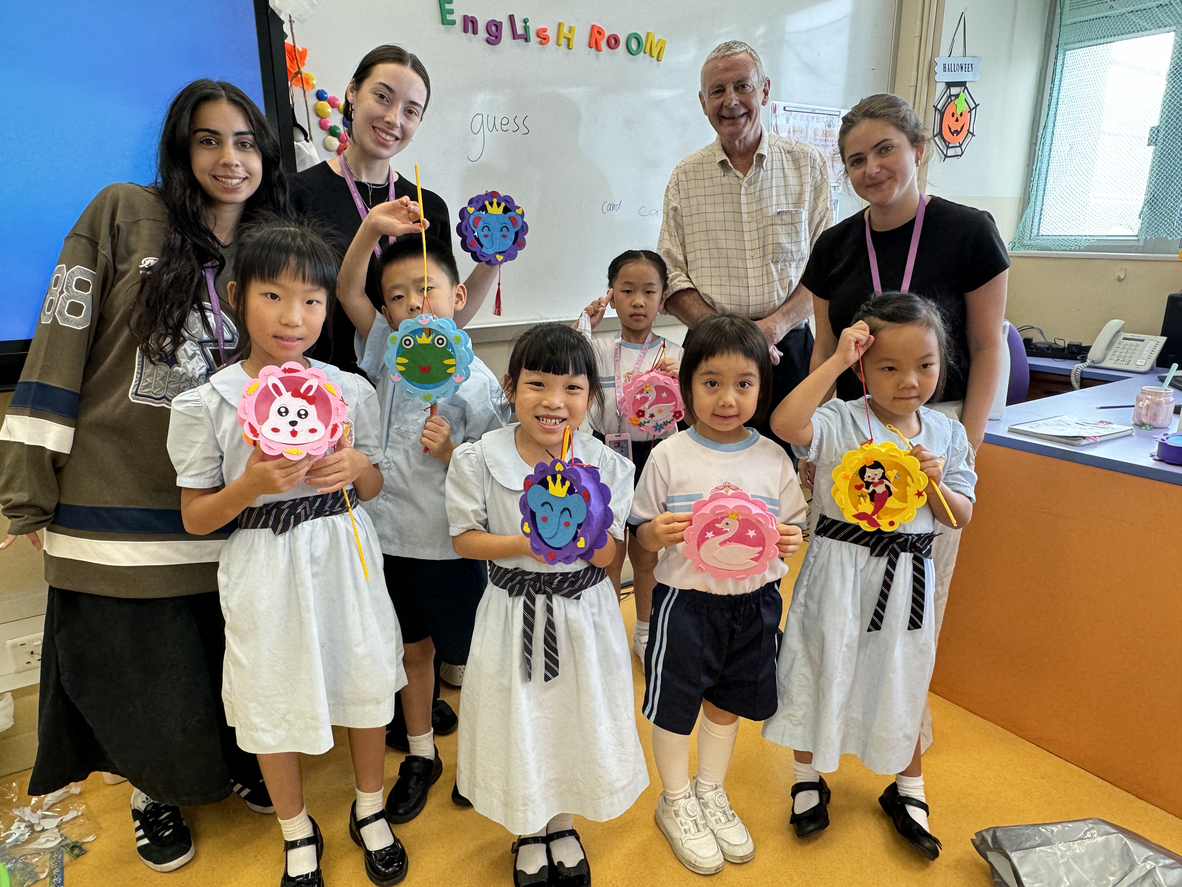 鳳溪創新小學 小息英語活動