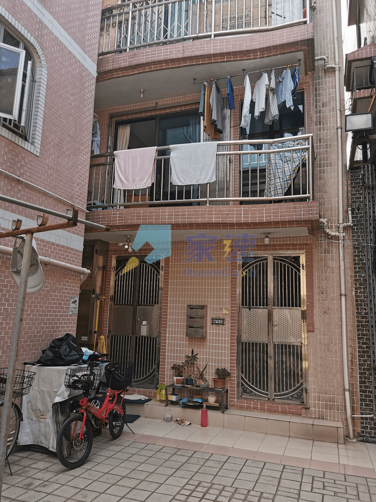 洪屋花園 屋苑外觀