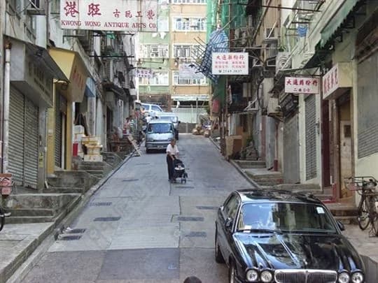 東街41-43號 屋苑外觀