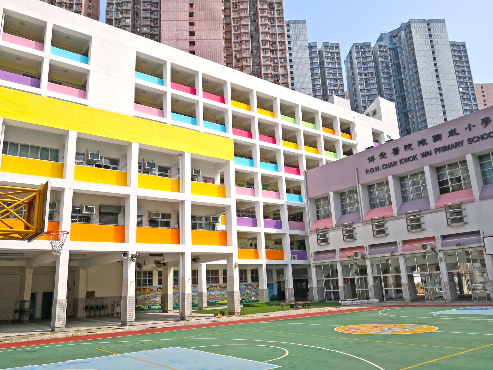 博愛醫院陳國威小學 校舍相片